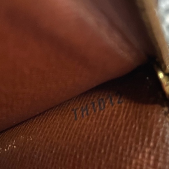 Louis vuitton monogram Sarah wallet - Picture 6 of 8